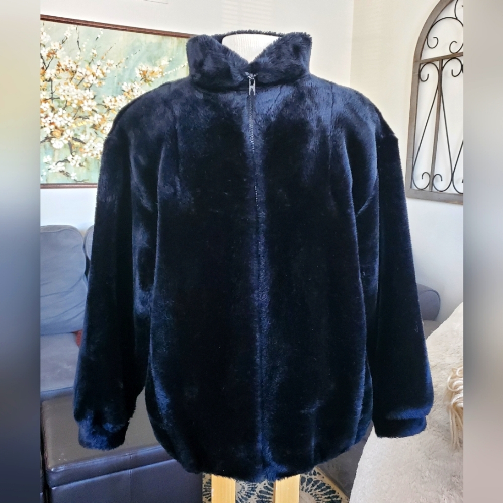 Black faux fur zip up Jacket. Size Large.